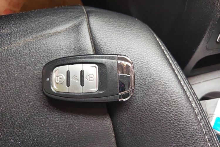 Used Jeep Compass 2014 Revised Version 2.0L Two-Wheel Drive Entry-Level Edition Vehicle Key