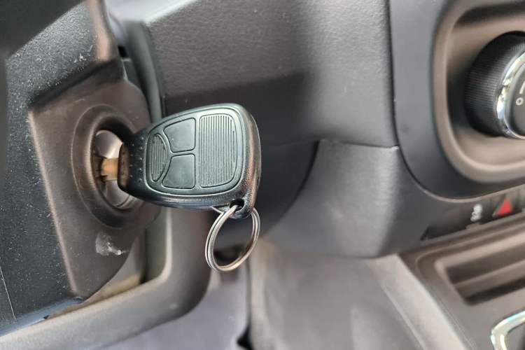 Used Jeep Compass 2014 Revised Version 2.0L Two-Wheel Drive Entry-Level Edition Vehicle Key
