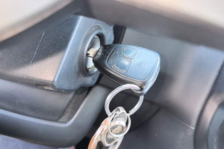 Used Jeep Compass 2014 Revised Version 2.4L Four-Wheel Drive Comfort Edition Vehicle Key
