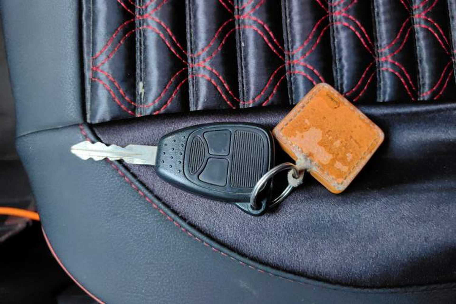 Used Jeep Compass 2014 2.4L Four-Wheel Drive Serpentine Collection Edition Vehicle Key