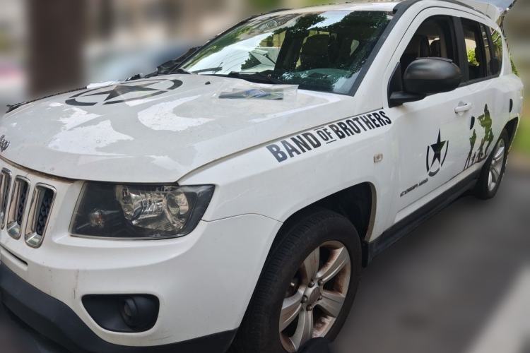 Used Jeep Compass 2014 Revised Version 2.0L Two-Wheel Drive Entry-Level Edition Guazi used car, China used car export, Used car for sale, Used cars, Cheapest cars for sale