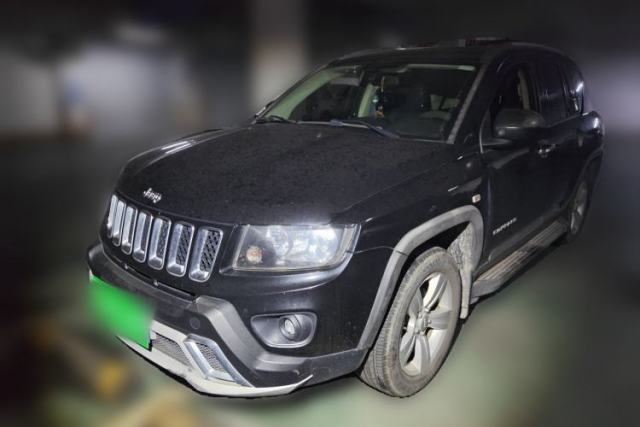 Used Jeep Compass 2015 2.0L two-wheel drive sport version