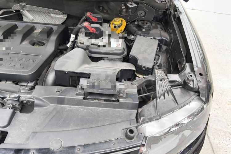 Used Jeep Compass 2015 2.0L two-wheel drive sport version Engine Bay Left