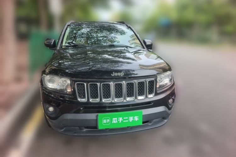 Used Jeep Compass 2015 2.0L two-wheel drive sport version Front