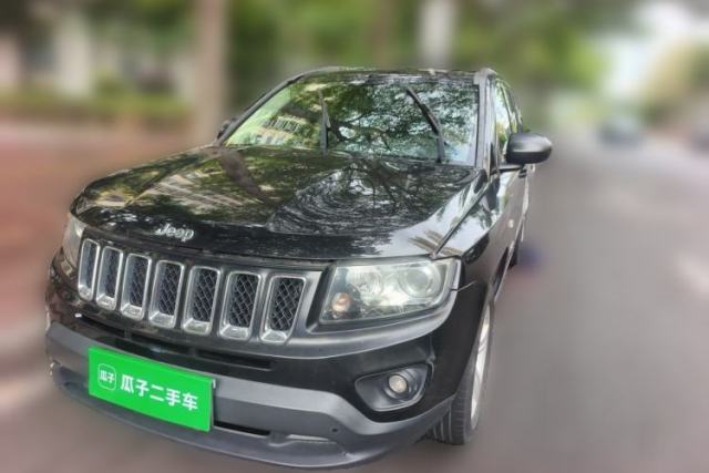 Used Jeep Compass 2015 2.0L two-wheel drive sport version