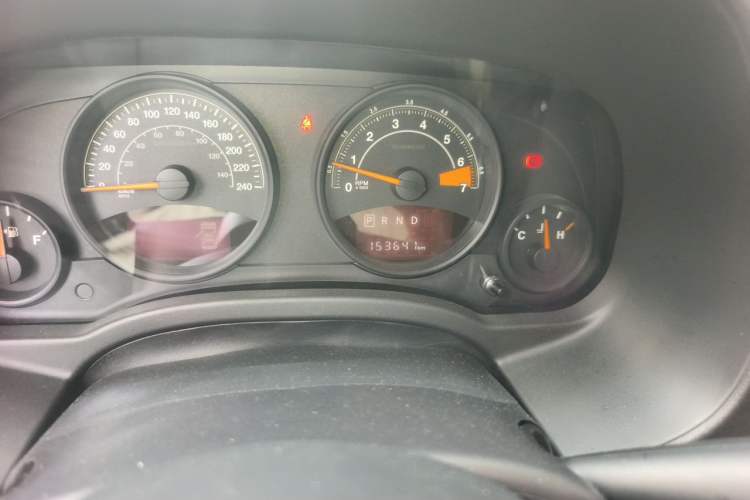 Used Jeep Compass 2015 2.0L two-wheel drive sport version Odometer Close Up