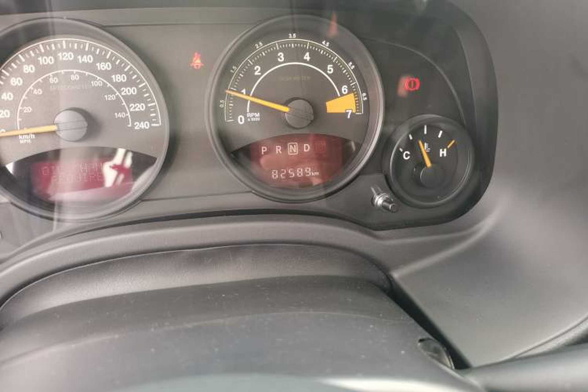 Used Jeep Compass 2015 2.0L two-wheel drive sport version Odometer Close Up