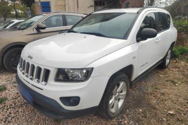 Used Jeep Compass 2015 2.0L two-wheel drive sport version