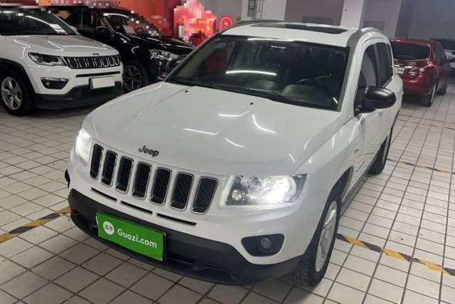 Used Jeep Compass 2015 2.0L two-wheel drive sport version