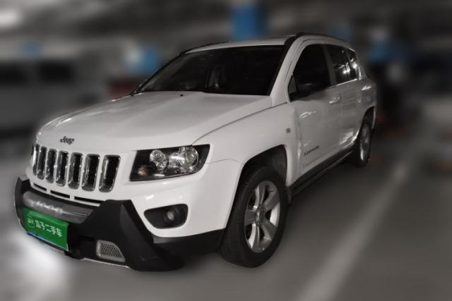 Used Jeep Compass 2015 2.0L two-wheel drive sport version