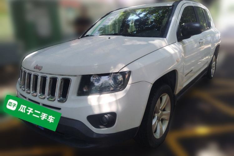 Used Jeep Compass 2015 2.0L two-wheel drive sport version Guazi used car, China used car export, Used car for sale, Used  cars, Cheapest cars for sale