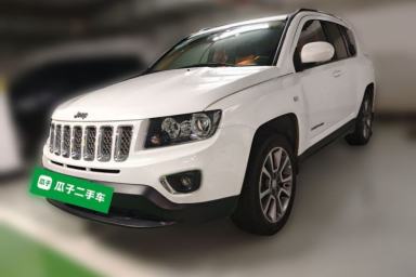 Used Jeep Compass 2015 2.0L Two-Wheel Drive Luxury Edition