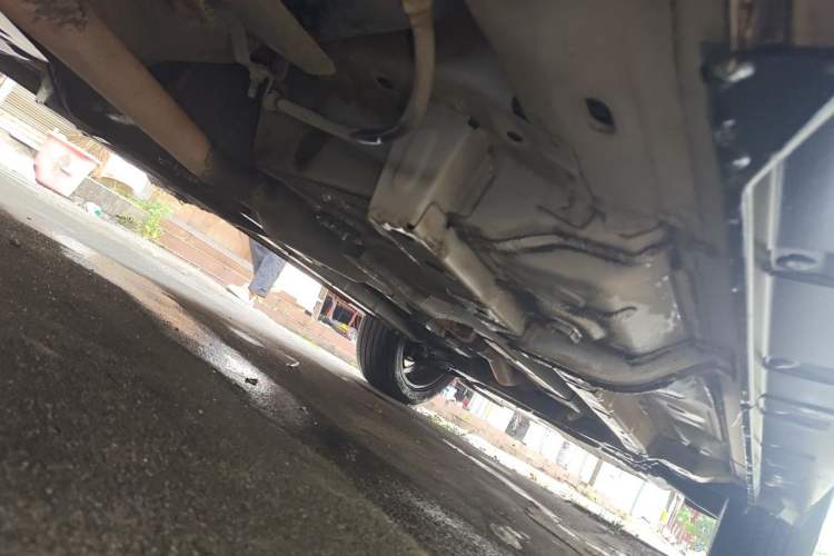 Used Jeep Compass 2015 2.0L Two-Wheel Drive Luxury Edition Chassis Rear Right