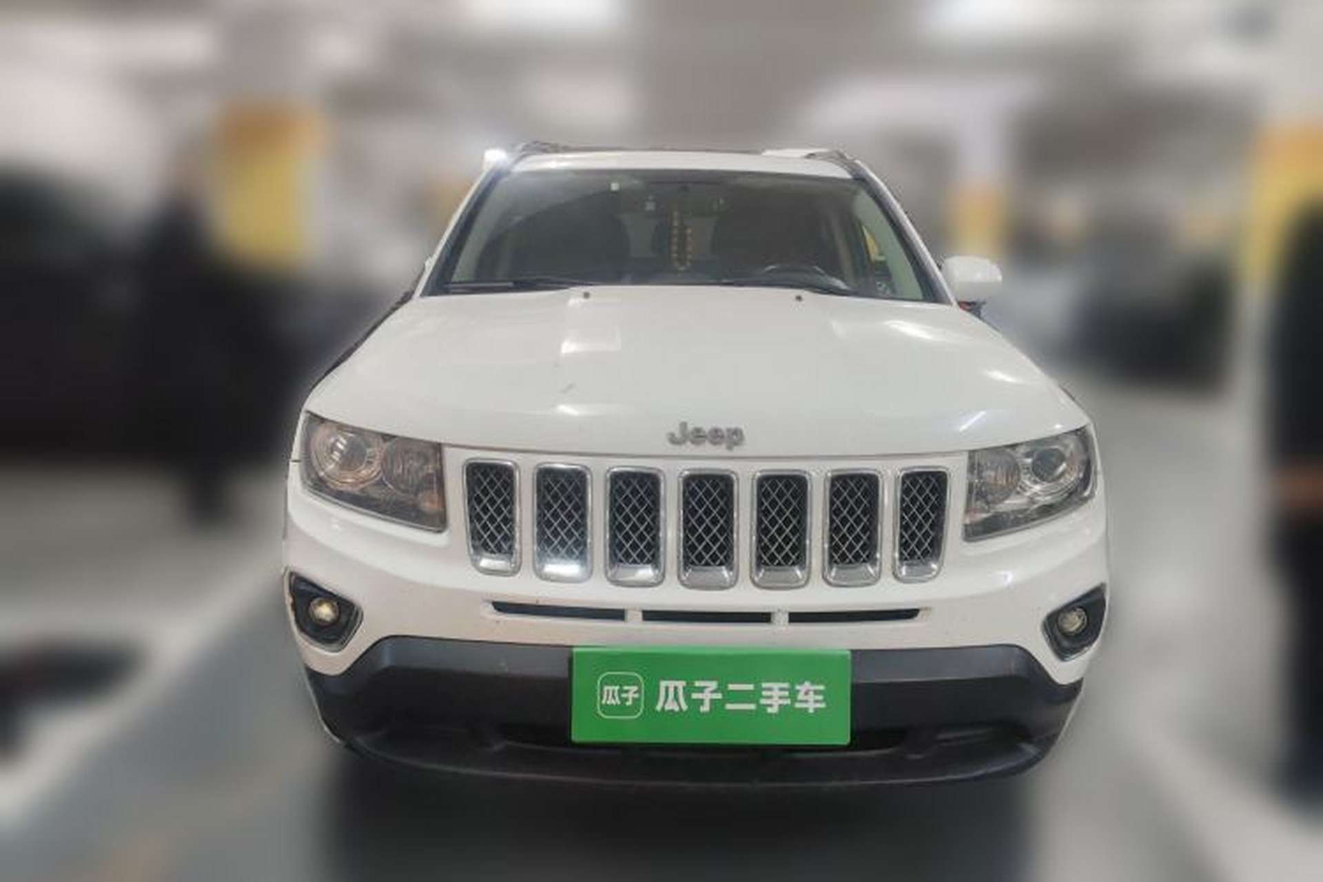 Used Jeep Compass 2015 2.0L Two-Wheel Drive Luxury Edition Front