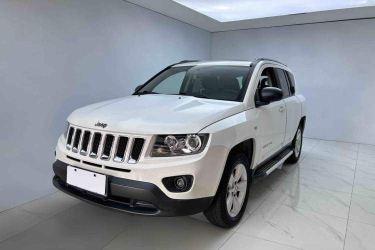 Used Jeep Compass 2015 2.0L two-wheel drive sport version Guazi used car, China used car export, Used car for sale, Used cars, Cheapest cars for sale