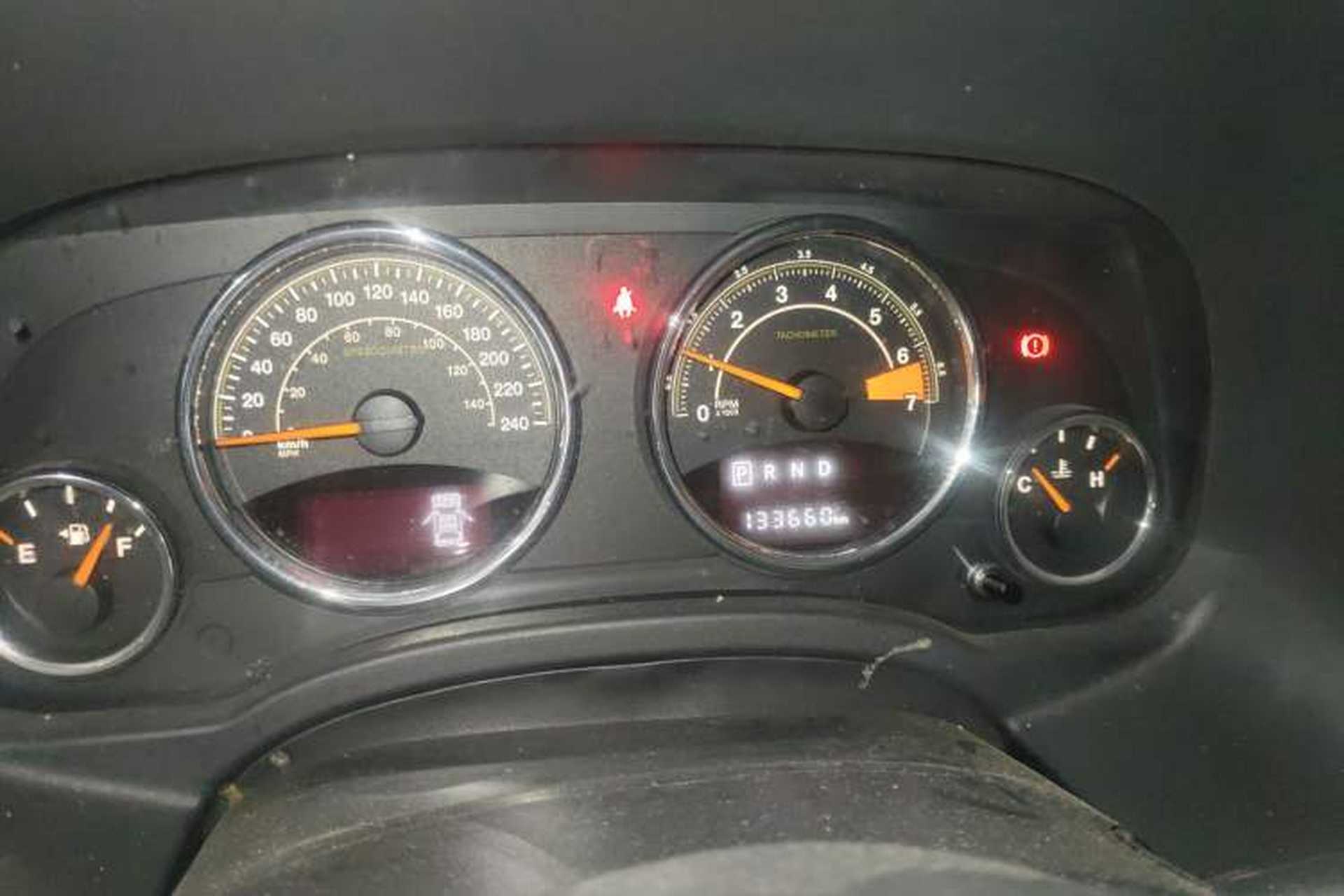 Used Jeep Compass 2015 2.0L Two-Wheel Drive Luxury Edition Instrument Cluster