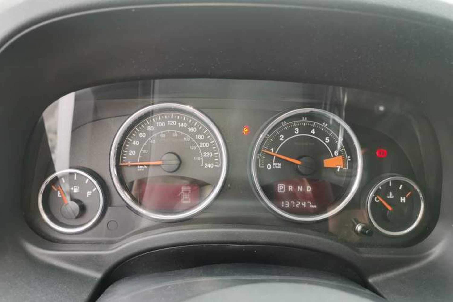 Used Jeep Compass 2015 2.0L Two-Wheel Drive Luxury Edition Instrument Cluster