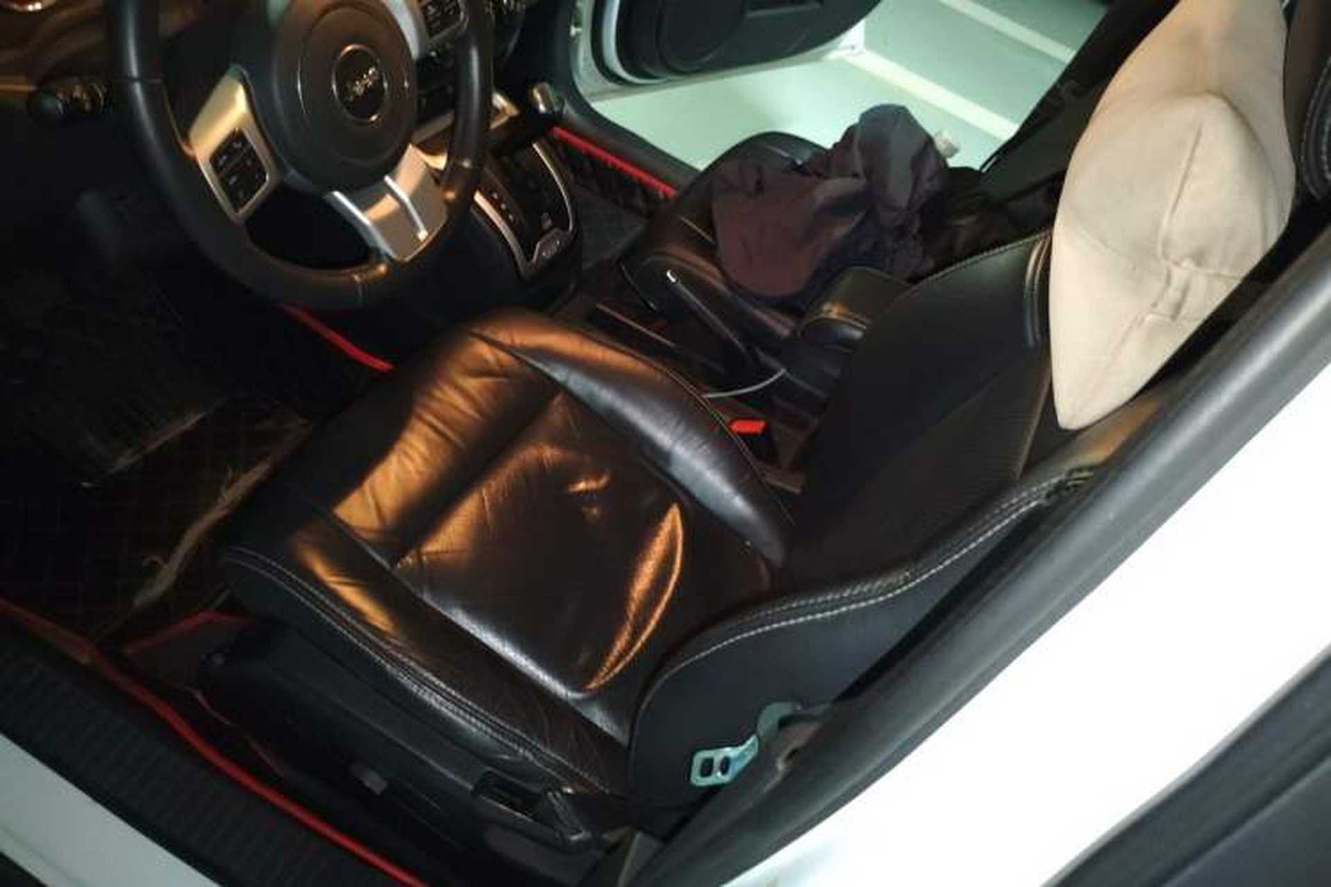 Used Jeep Compass 2015 2.0L Two-Wheel Drive Luxury Edition Left Front Seat