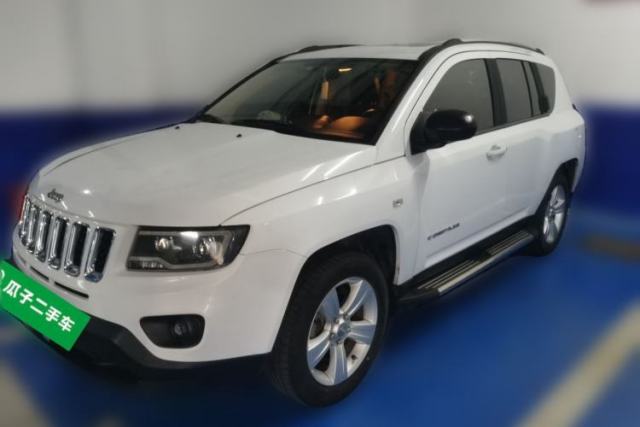 Used Jeep Compass 2015 2.0L two-wheel drive sport version