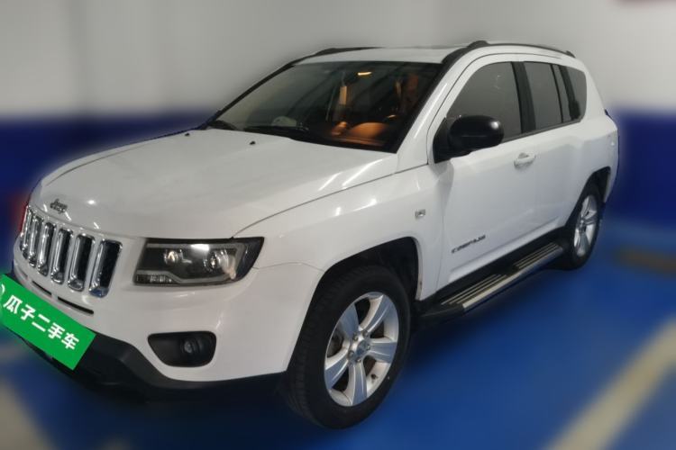 Jeep Compass 2015 2.0L two-wheel drive sport version de segunda mano Guazi used car, China used car export, Used car for sale, Used  cars, Cheapest cars for sale