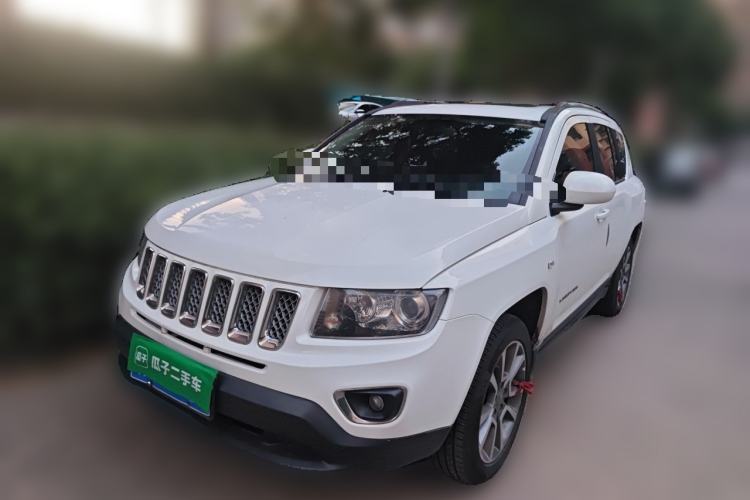 Used Jeep Compass 2015 2.0L Two-Wheel Drive Luxury Edition Guazi used car, China used car export, Used car for sale, Used  cars, Cheapest cars for sale