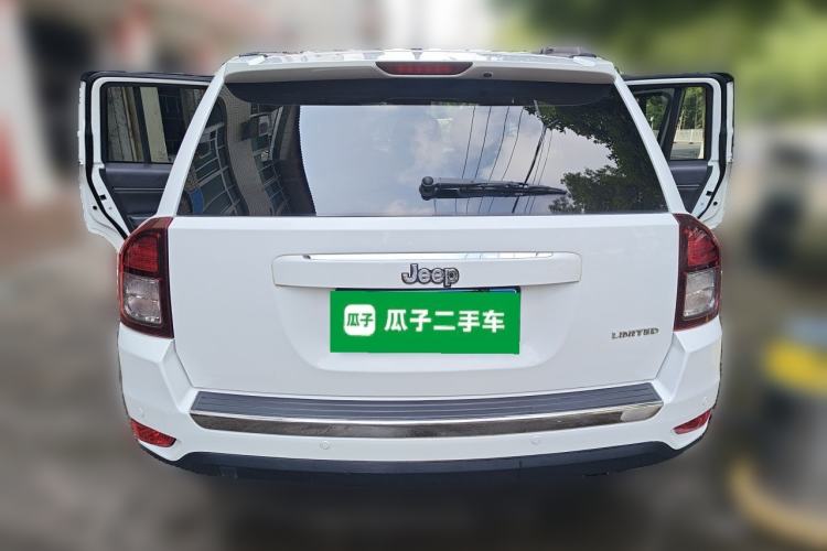 Used Jeep Compass 2015 2.0L Two-Wheel Drive Luxury Edition Rear