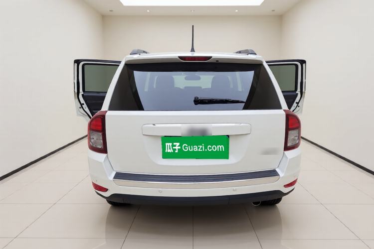 Used Jeep Compass 2015 2.0L Two-Wheel Drive Luxury Edition Rear