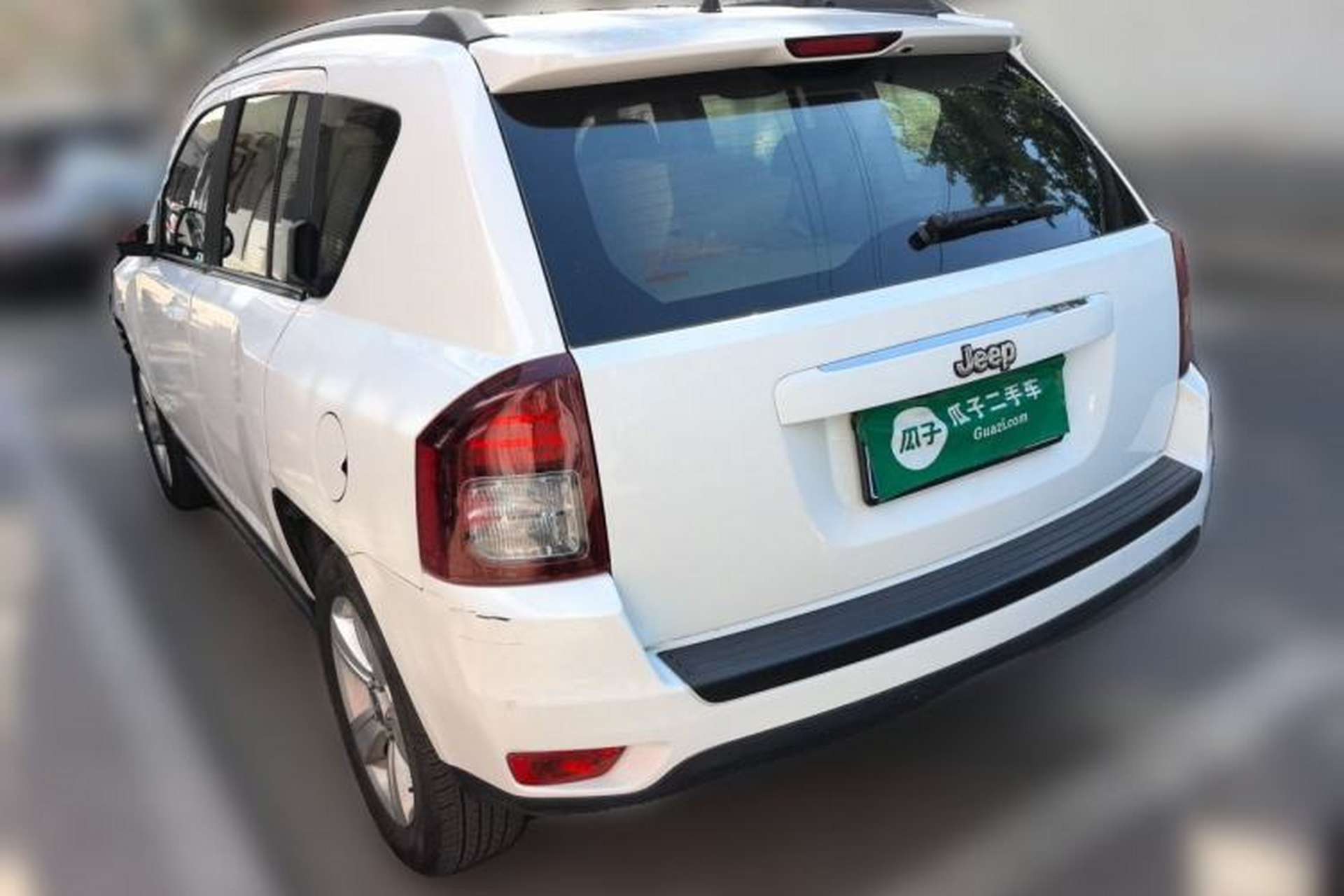 Used Jeep Compass 2015 2.0L two-wheel drive sport version Rear Left 45 Deg