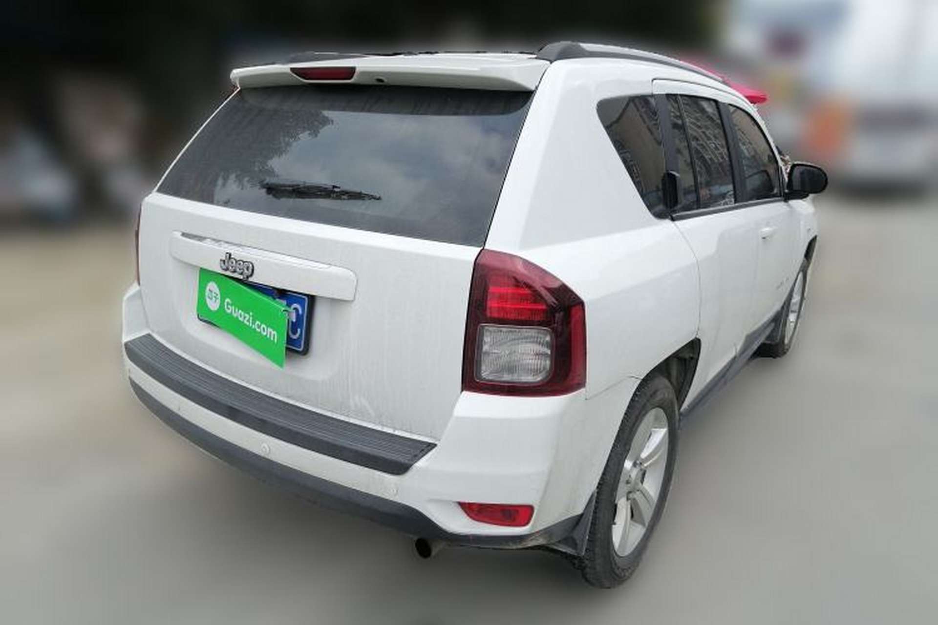 Used Jeep Compass 2015 2.0L two-wheel drive sport version Rear Right 45 Deg