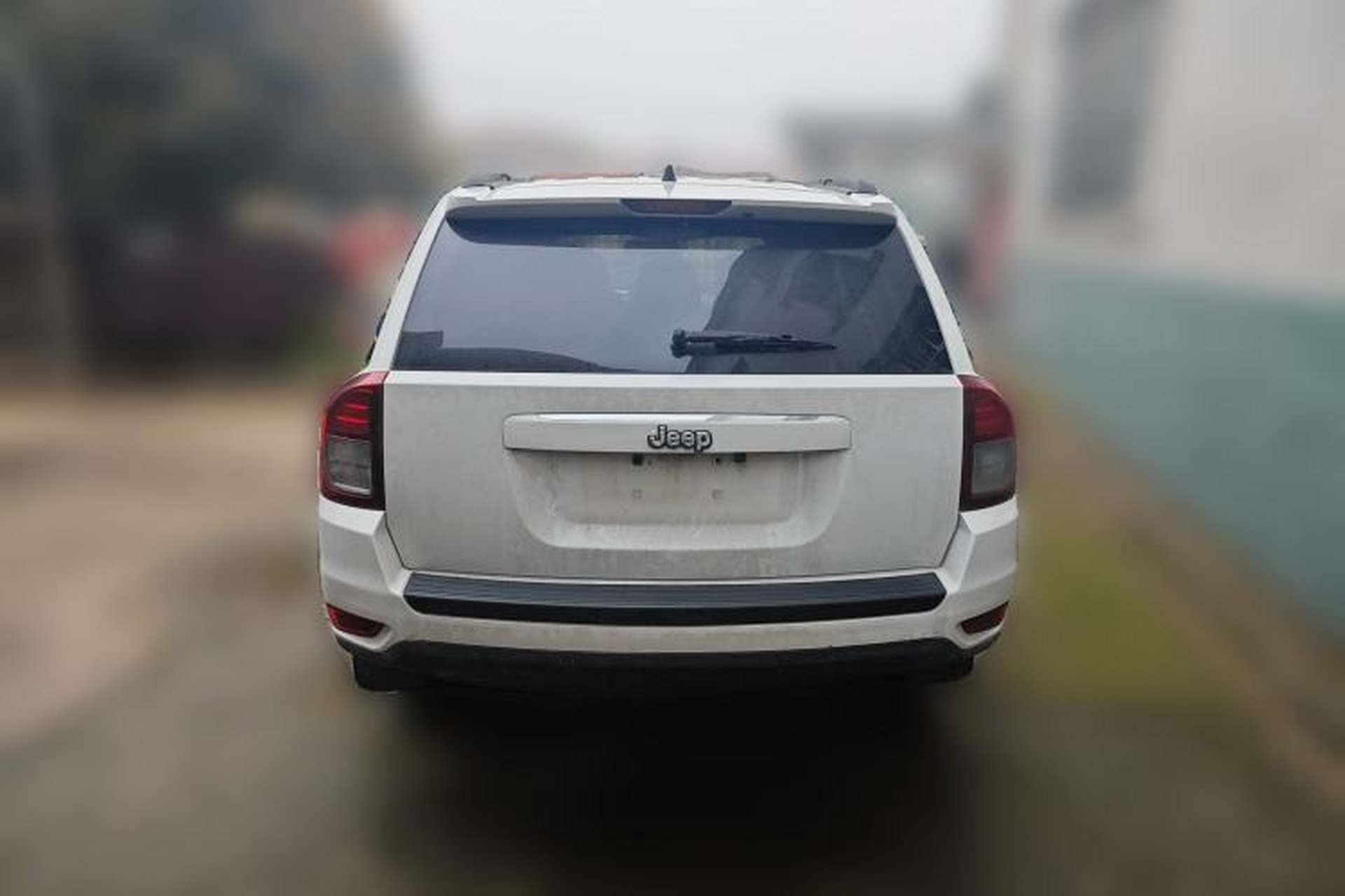 Used Jeep Compass 2015 2.0L two-wheel drive sport version Rear