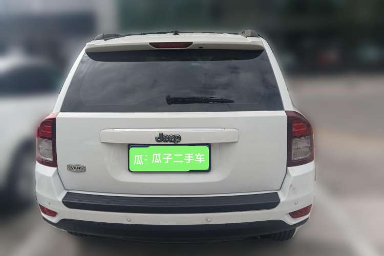 Used Jeep Compass 2015 2.0L two-wheel drive sport version Rear