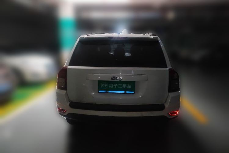 Used Jeep Compass 2015 2.0L two-wheel drive sport version Rear