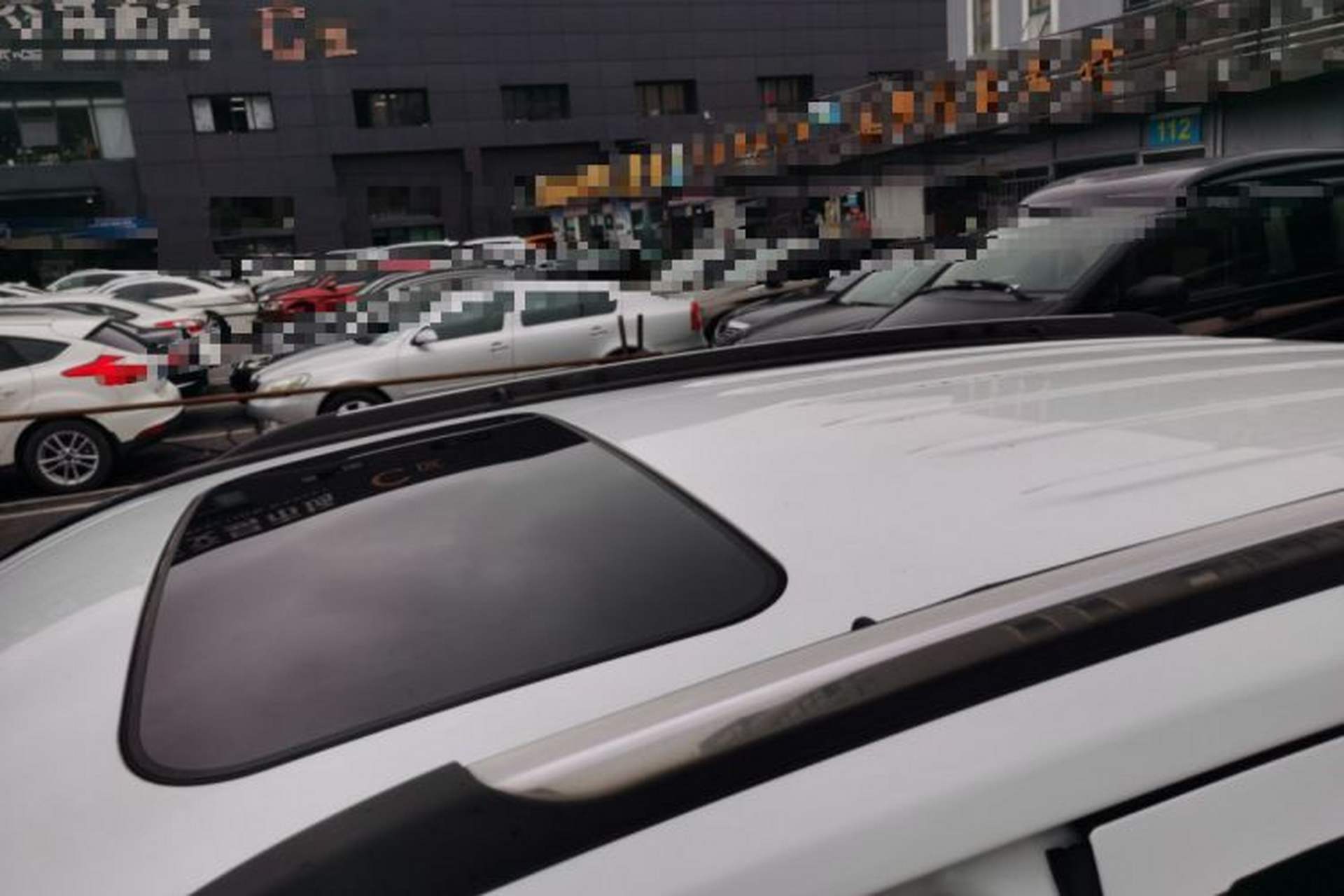 Used Jeep Compass 2015 2.0L Two-Wheel Drive Luxury Edition Roof