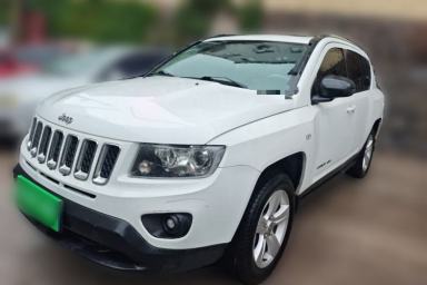 Used Jeep Compass 2015 2.0L two-wheel drive sport version