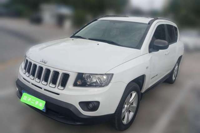 Used Jeep Compass 2015 2.0L two-wheel drive sport version