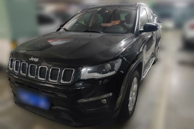 Ojetý Jeep Compass 2017 200T Automatic Family Edition