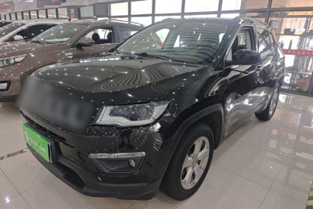 Ojetý Jeep Compass 2017 200T Automatic Family Edition