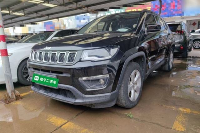 Ojetý Jeep Compass 2017 200T Automatic Family Edition