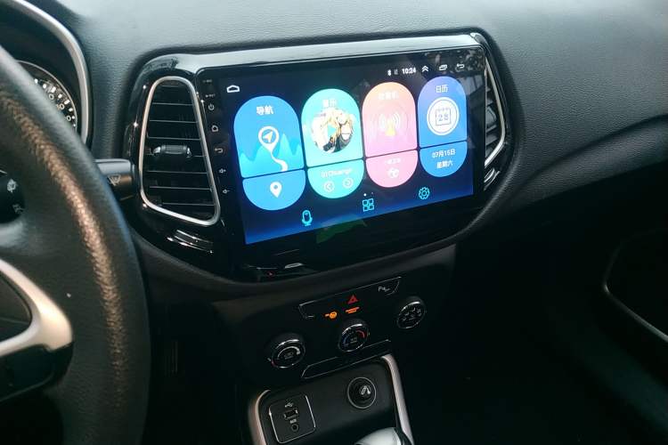 Used Jeep Compass 2017 200T Automatic Enjoyment Version Audio And AC Panel