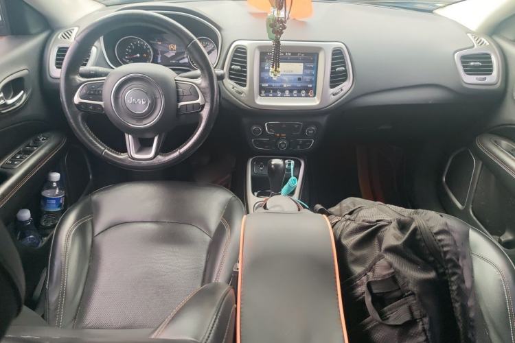 Used Jeep Compass 2017 200T Automatic Family Edition Center Console