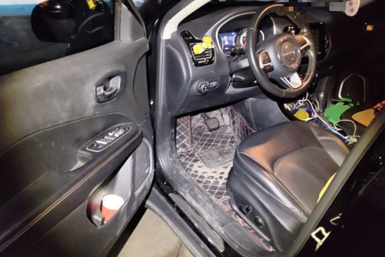 Used Jeep Compass 2017 200T Automatic Prestige Edition Driver Seat