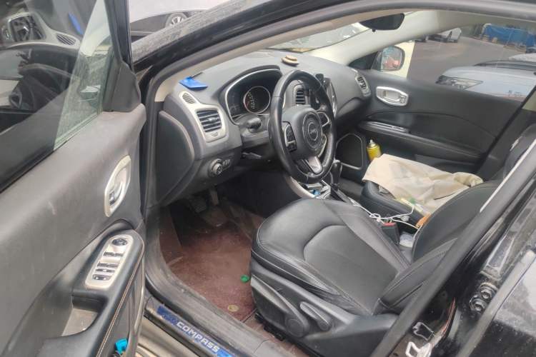 Used Jeep Compass 2017 200T Automatic Family Edition Driver Seat
