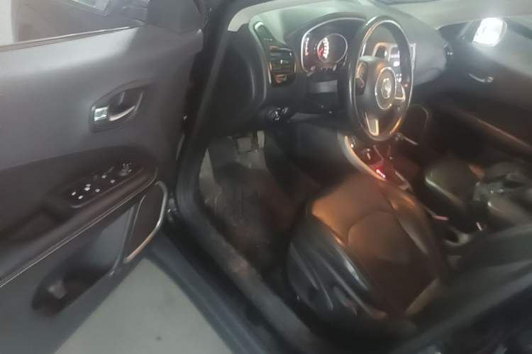 Used Jeep Compass 2017 200T Automatic Family Edition Driver Seat
