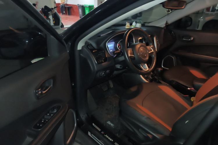 Used Jeep Compass 2017 200T Automatic Family Enjoyment Four-Wheel Drive Edition Driver Seat