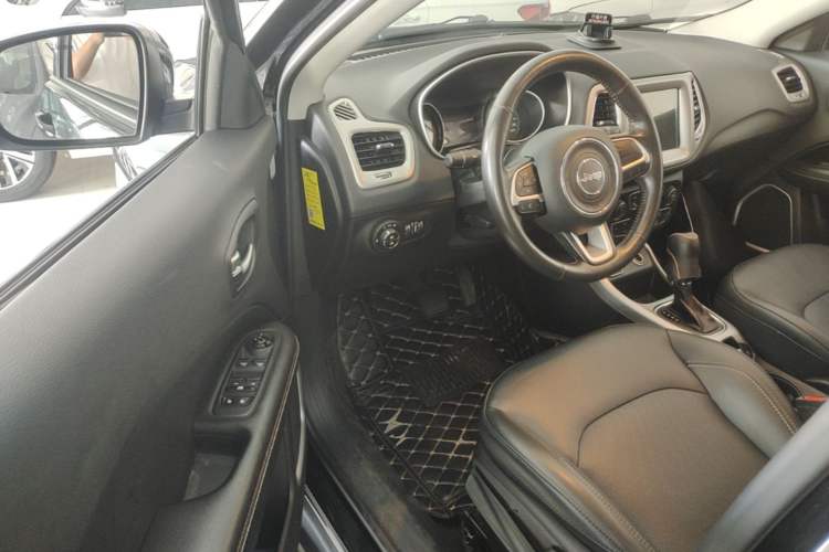 Used Jeep Compass 2017 200T Automatic Family Edition Driver Seat