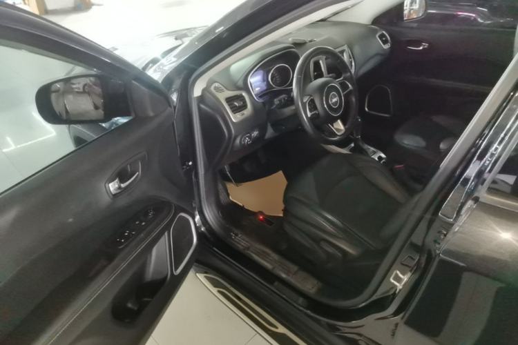 Used Jeep Compass 2017 200T Automatic Family Edition Driver Seat