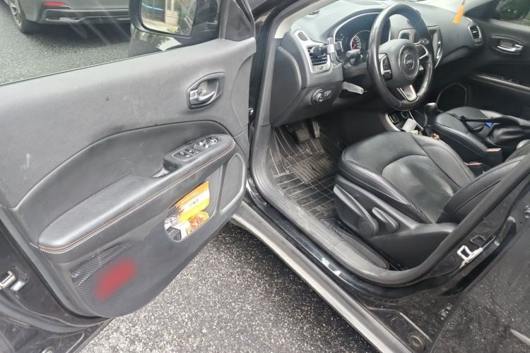 Used Jeep Compass 2017 200T Automatic Family Edition Driver Seat