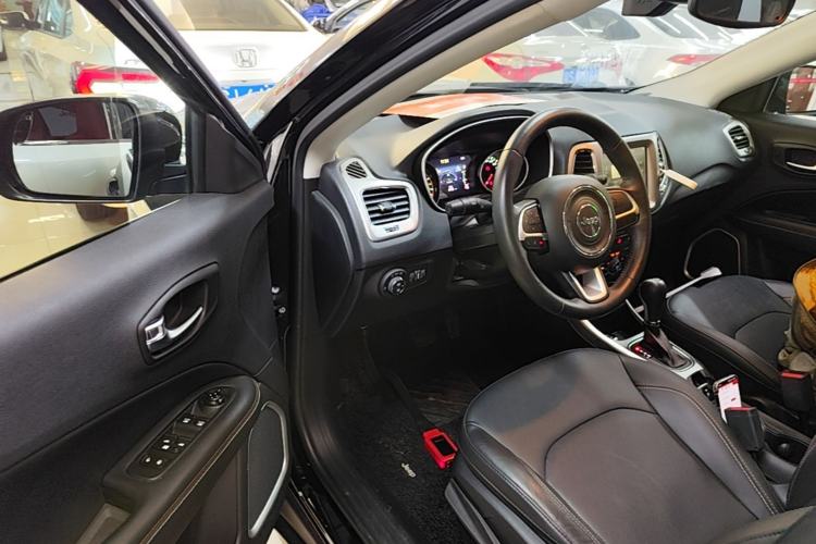 Used Jeep Compass 2017 200T Automatic Family Edition Driver Seat