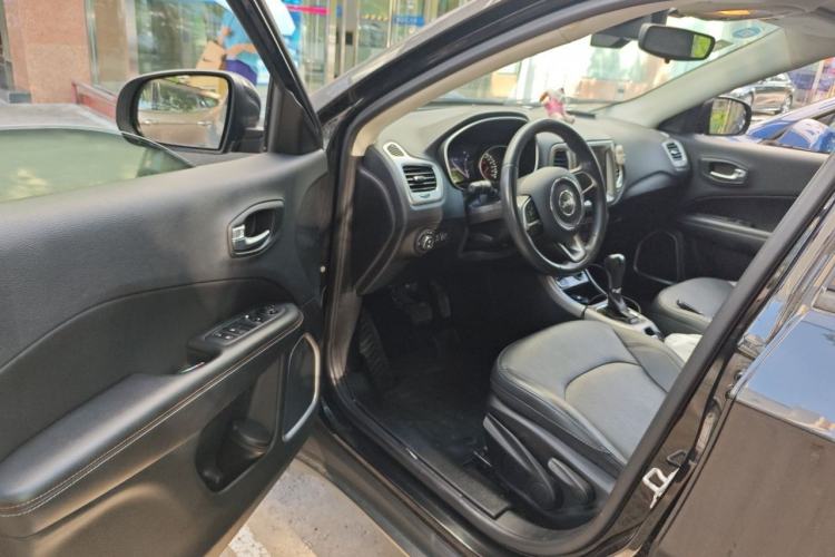 Used Jeep Compass 2017 200T Automatic Family Edition Driver Seat