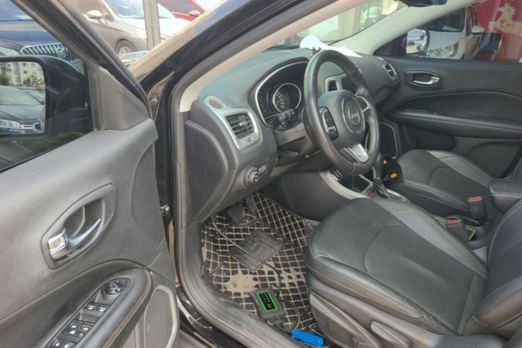 Used Jeep Compass 2017 200T Automatic Family Edition Driver Seat